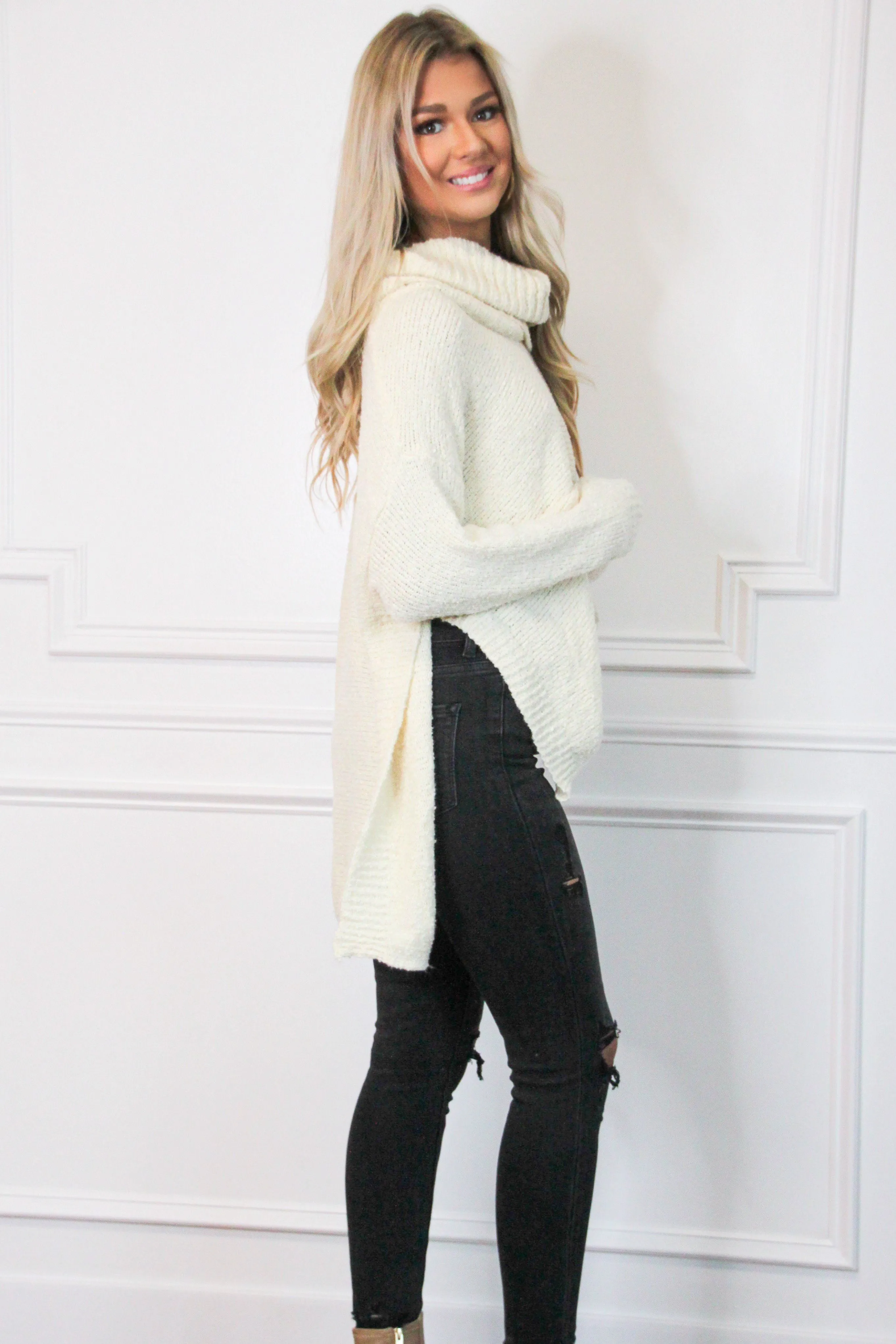 Ava Destroyed Denim: Ash Black