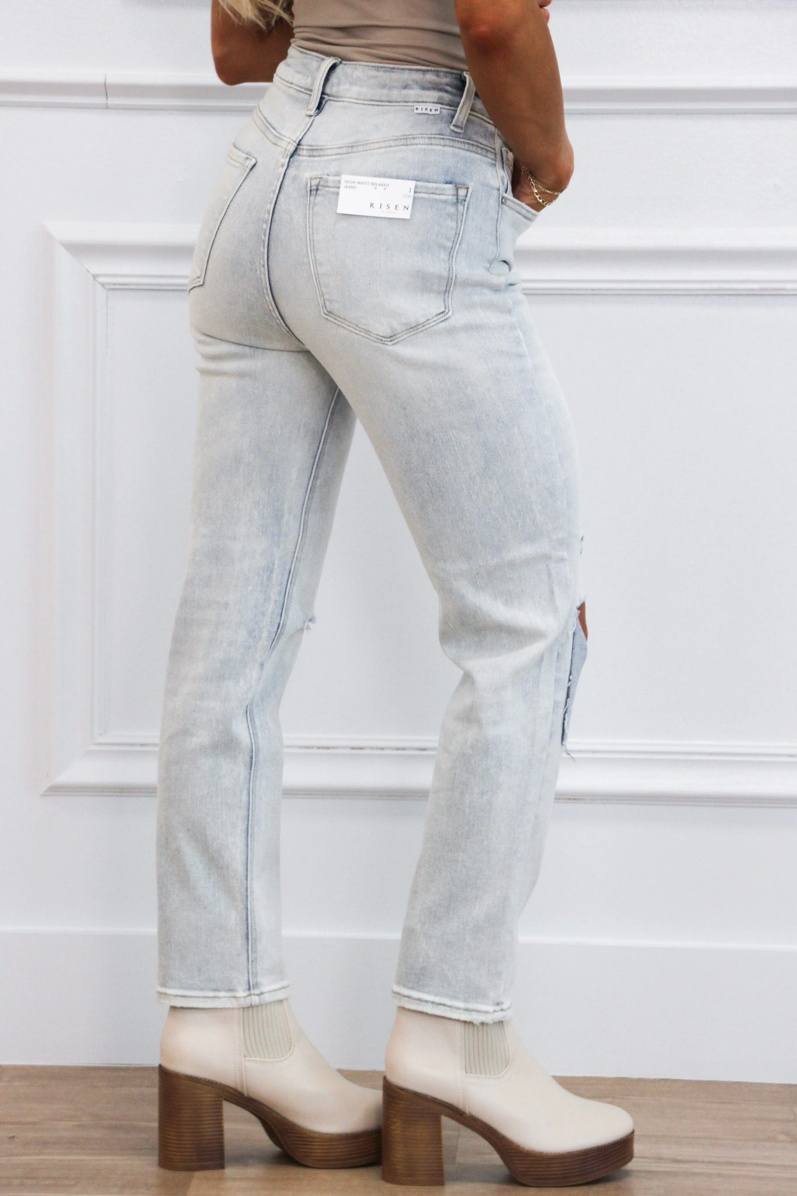 Billie Distressed Straight Denim: Light Wash