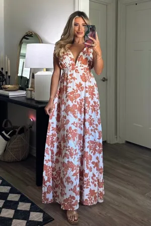 Blooming Beauty Floral Maxi Dress: Peach/White