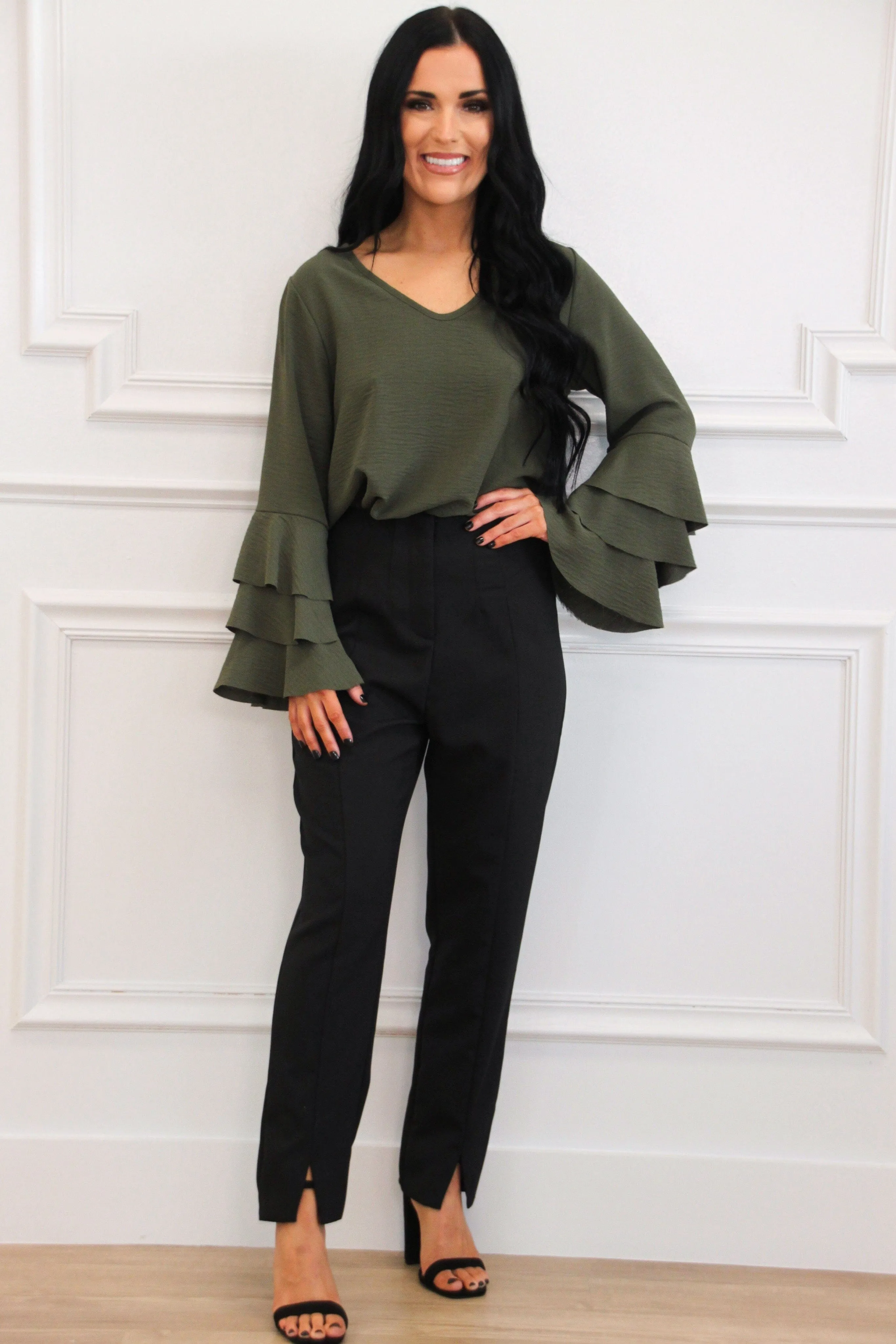 Deleon Split Hem Pants: Black