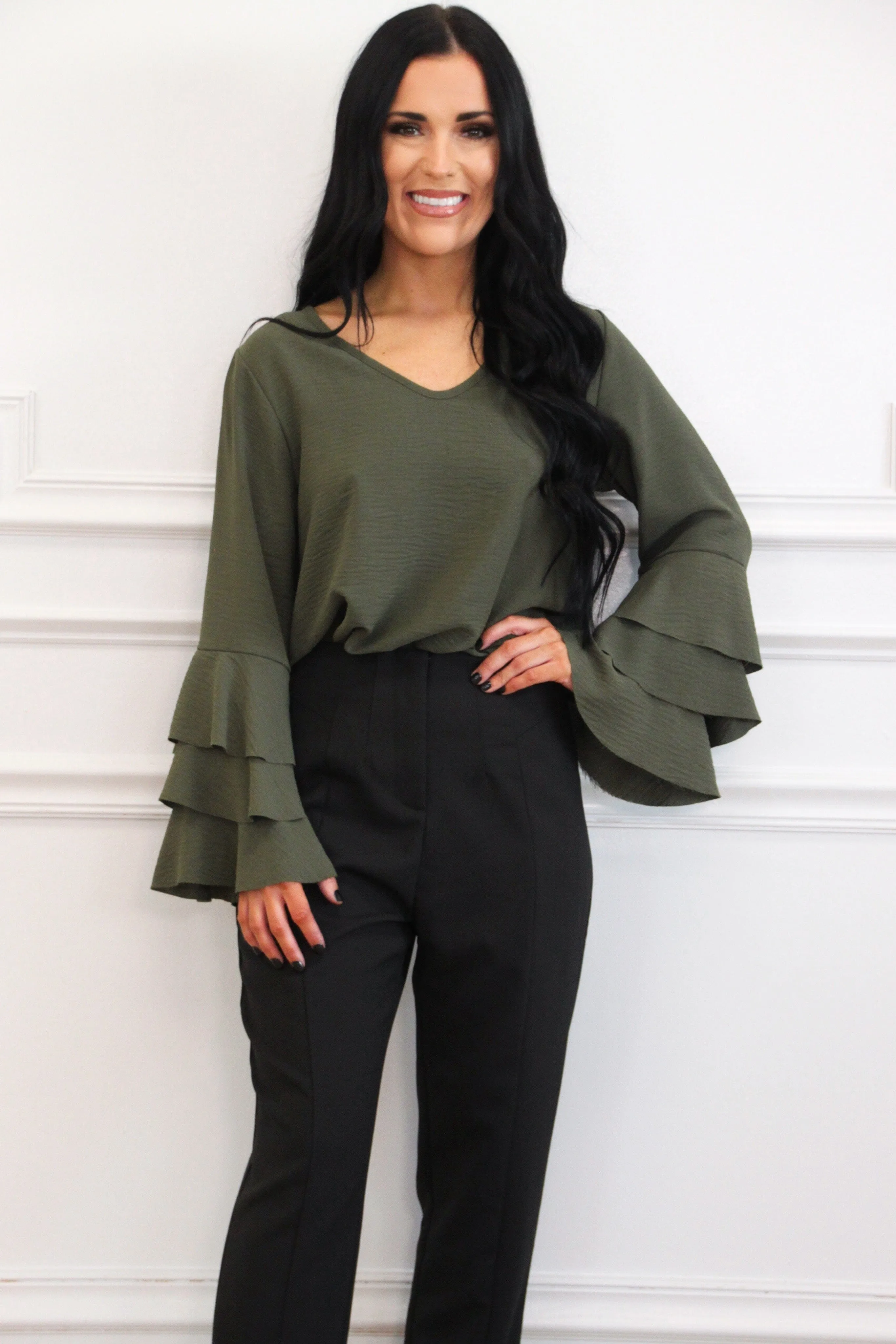 Deleon Split Hem Pants: Black