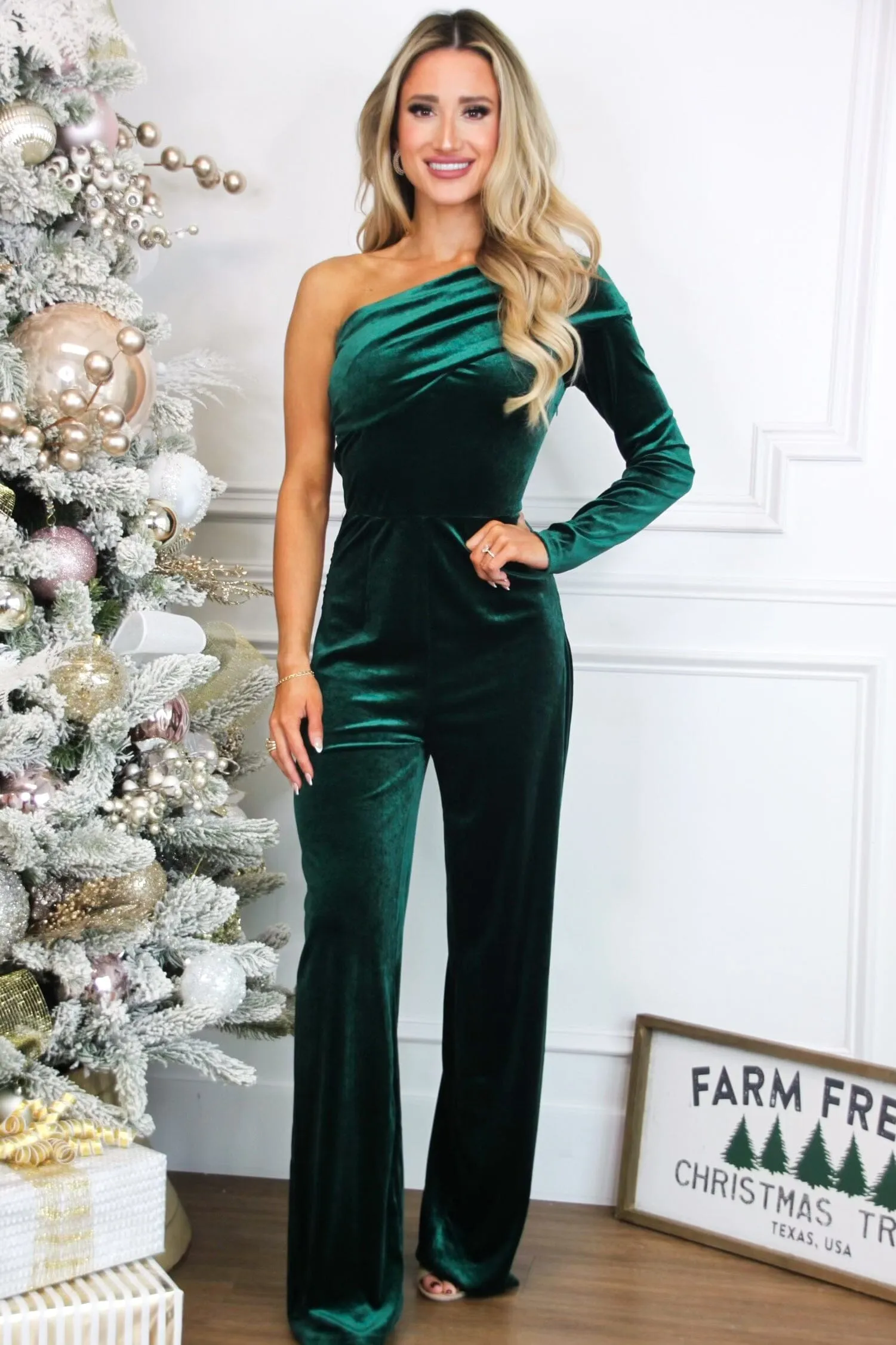 Elissa Velvet One Shoulder Jumpsuit: Emerald