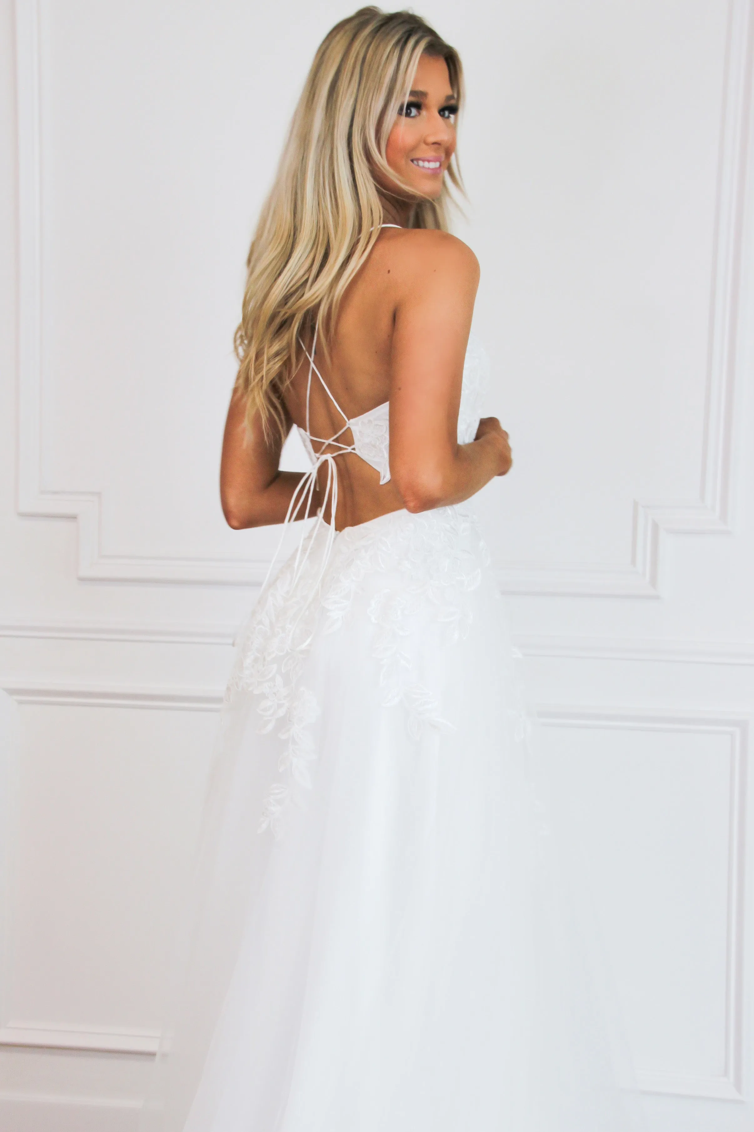 Grace Tulle Lace Slit Wedding Dress: White