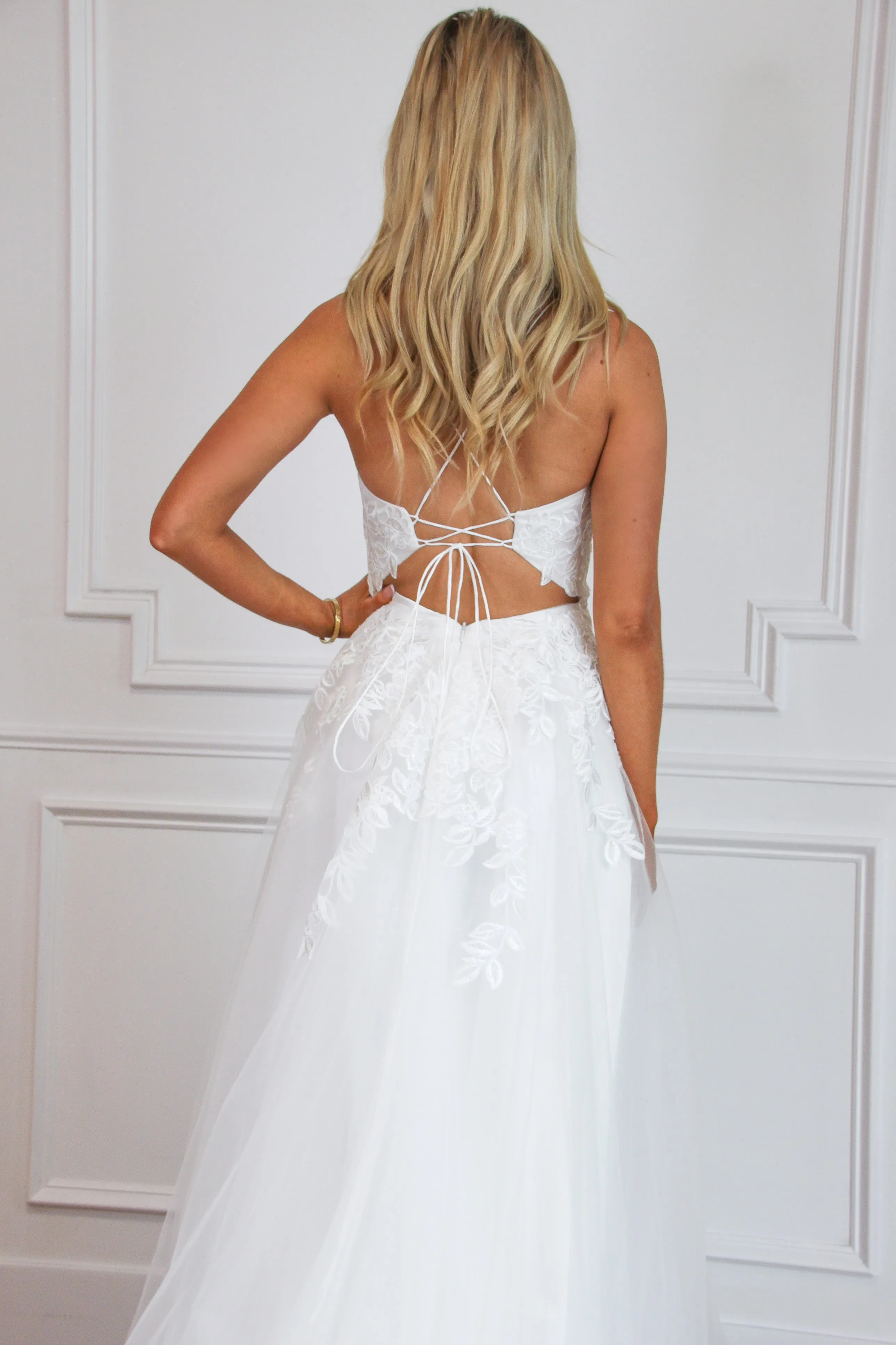 Grace Tulle Lace Slit Wedding Dress: White