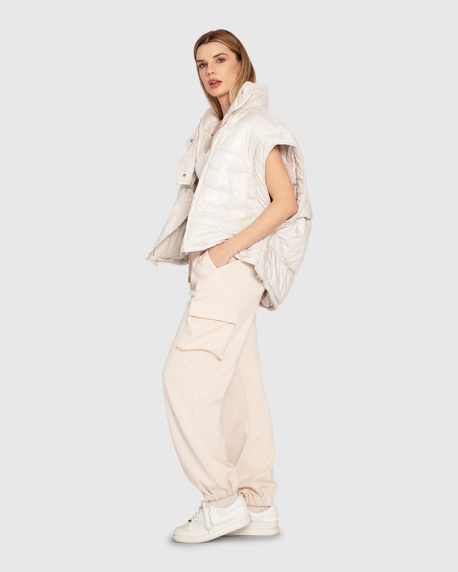 Hypnotized Quilted Puffer Vest - Cream