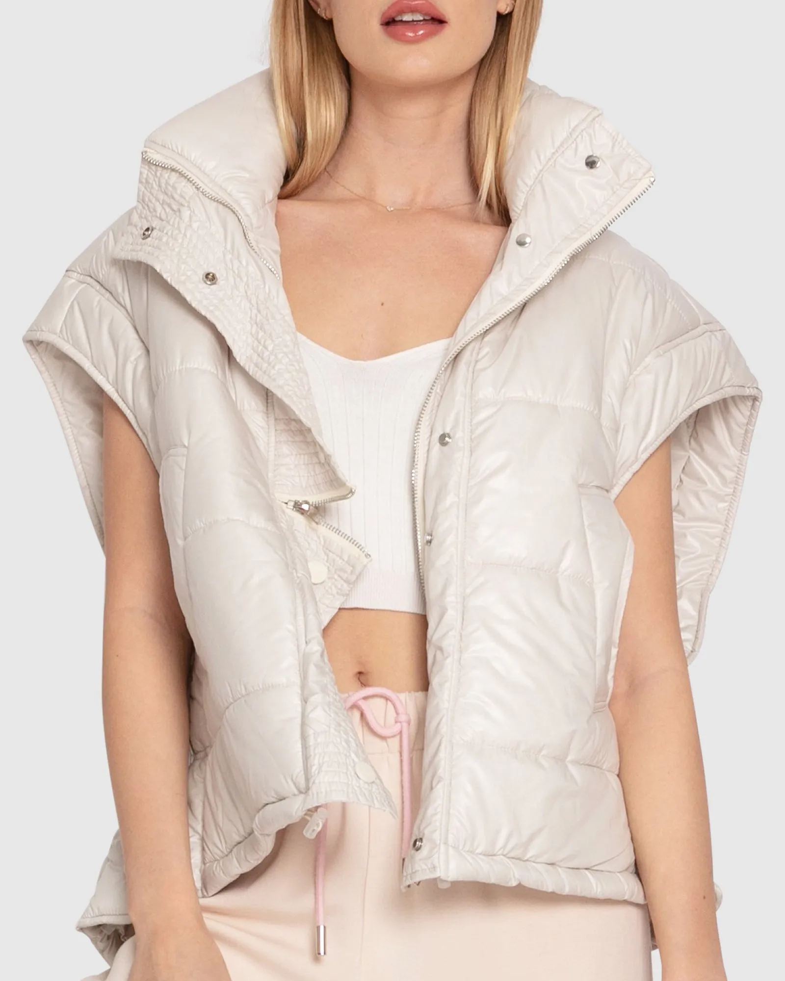 Hypnotized Quilted Puffer Vest - Cream