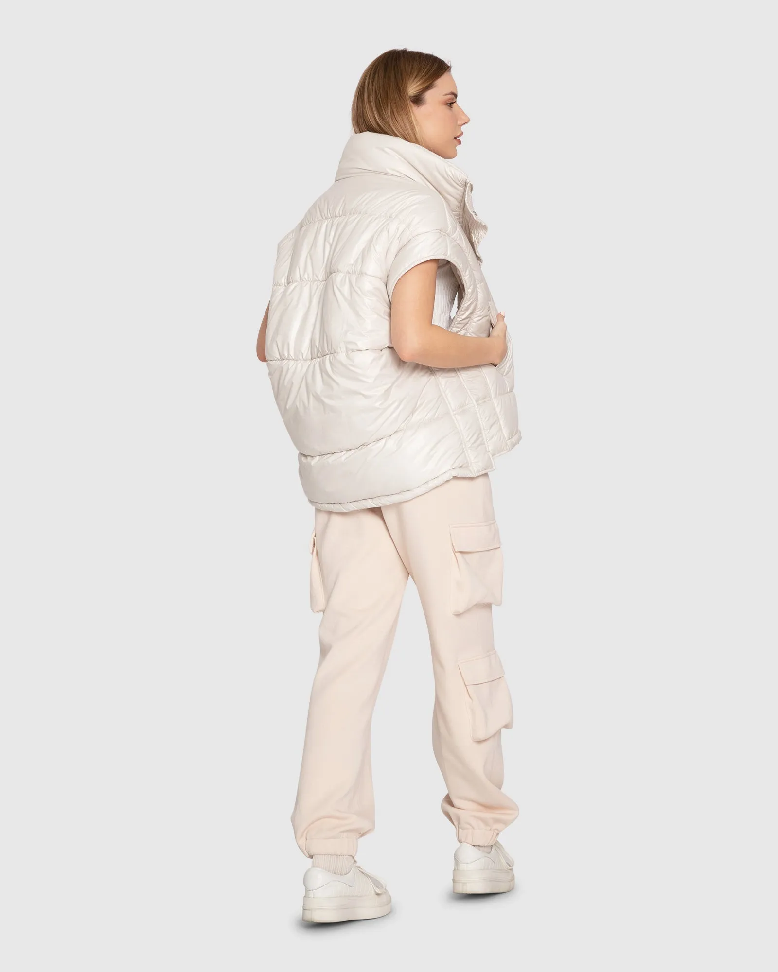 Hypnotized Quilted Puffer Vest - Cream