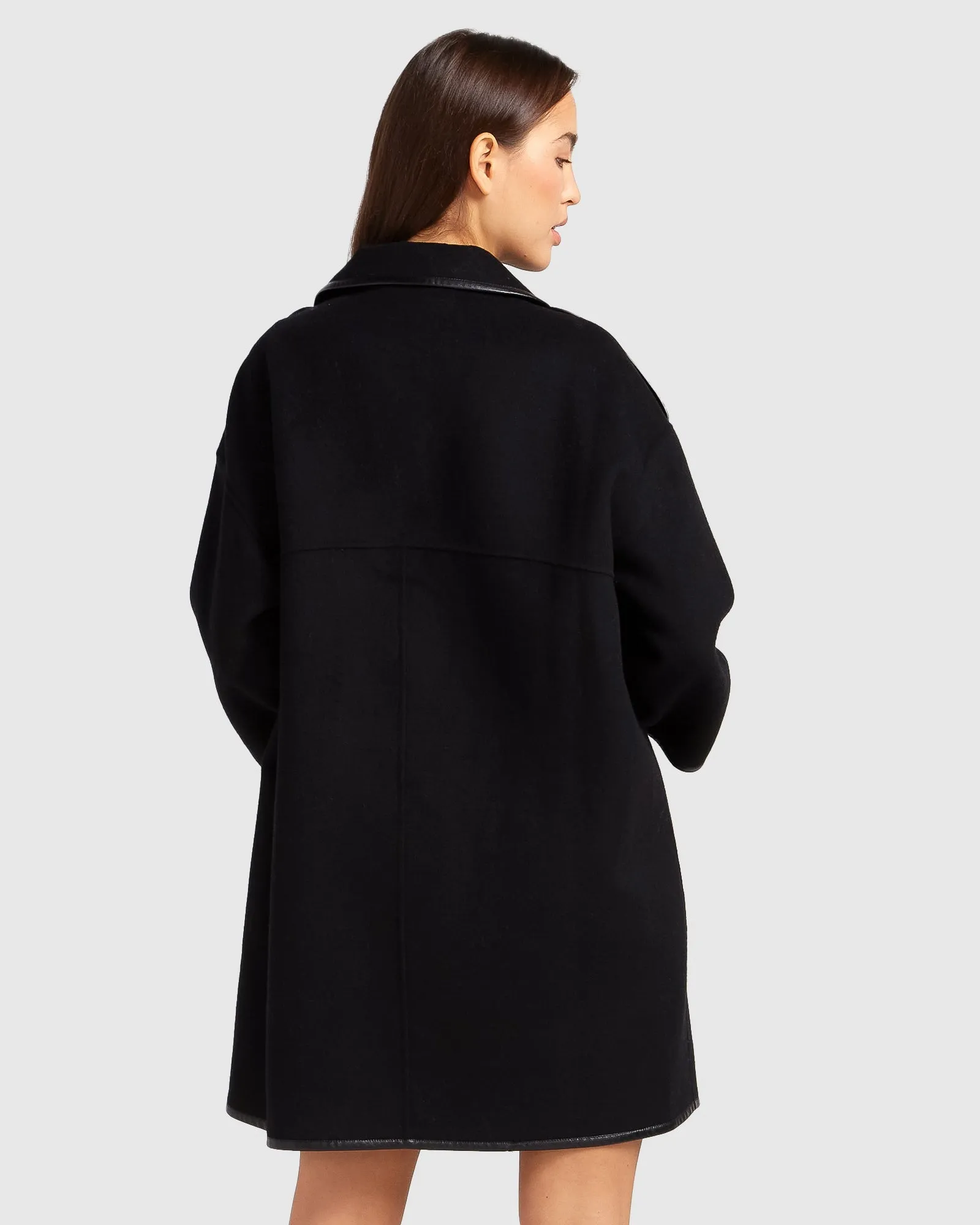 Incomplete Kiss Trimmed Coat - Black