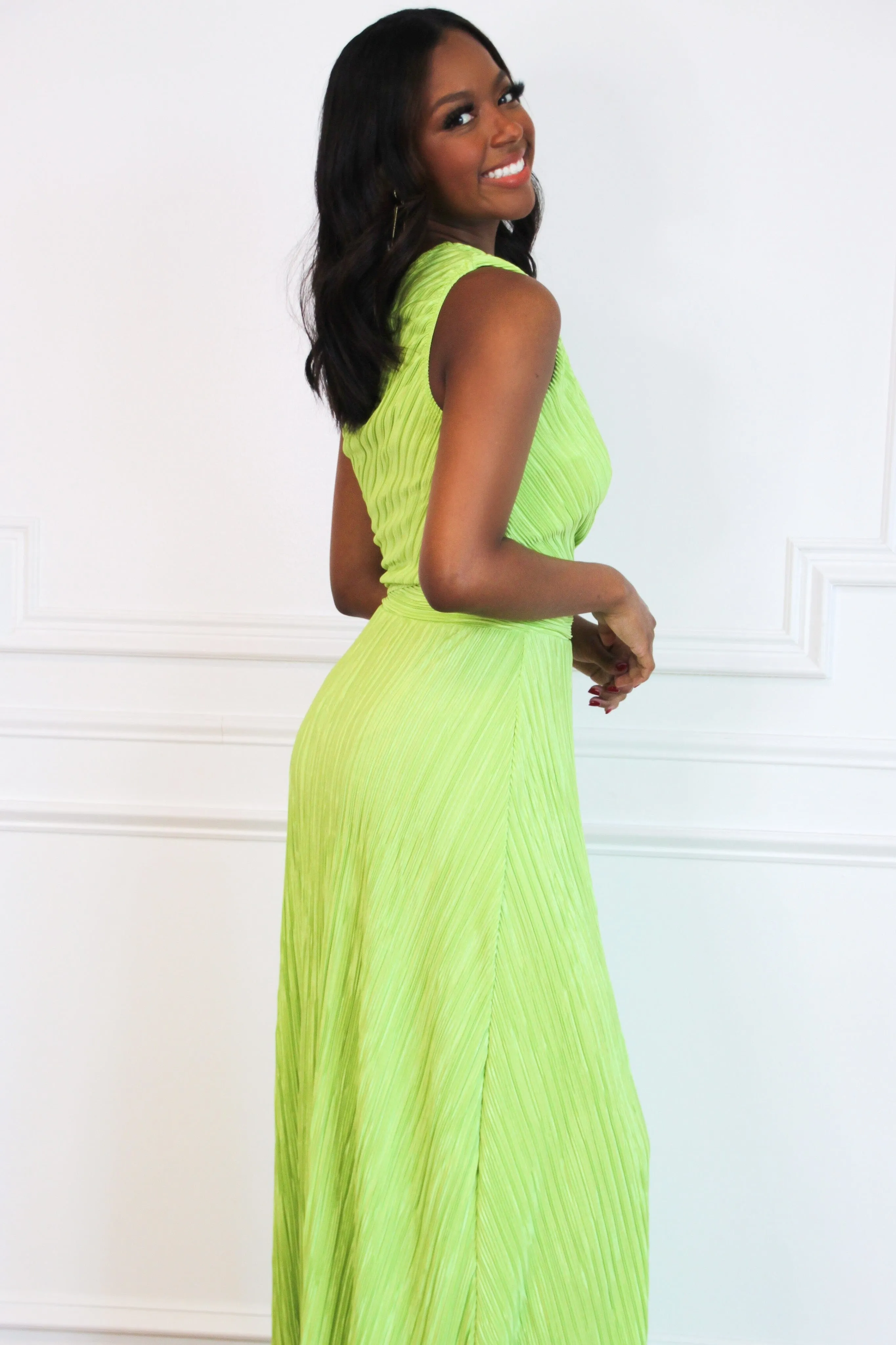 Kristen One Shoulder Cutout Pleated Maxi Dress: Bright Lime