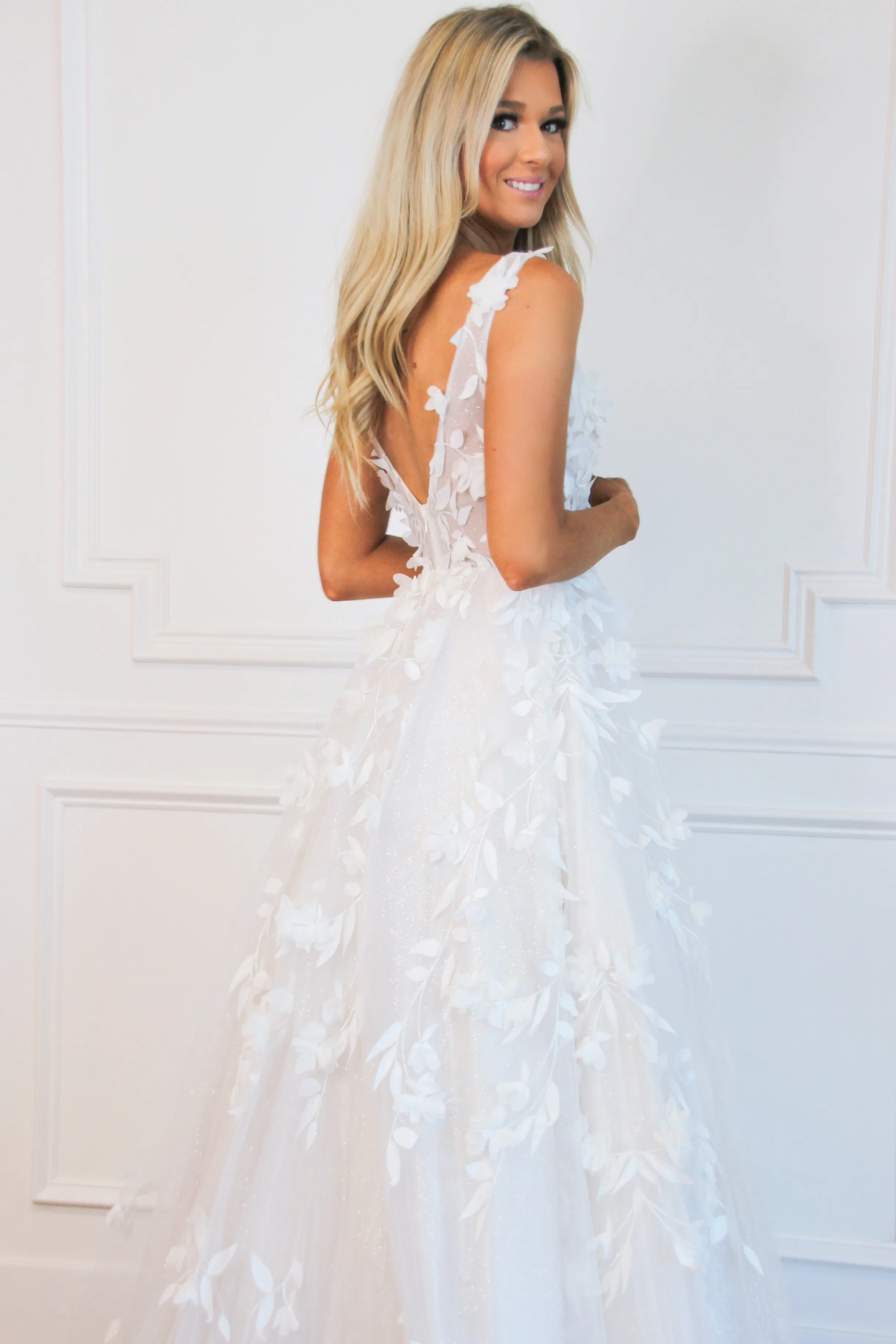 Liza Floral Applique Wedding Dress: Off White