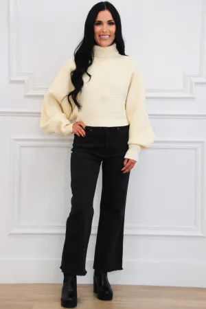Mazarina Turtleneck Cropped Sweater: Cream