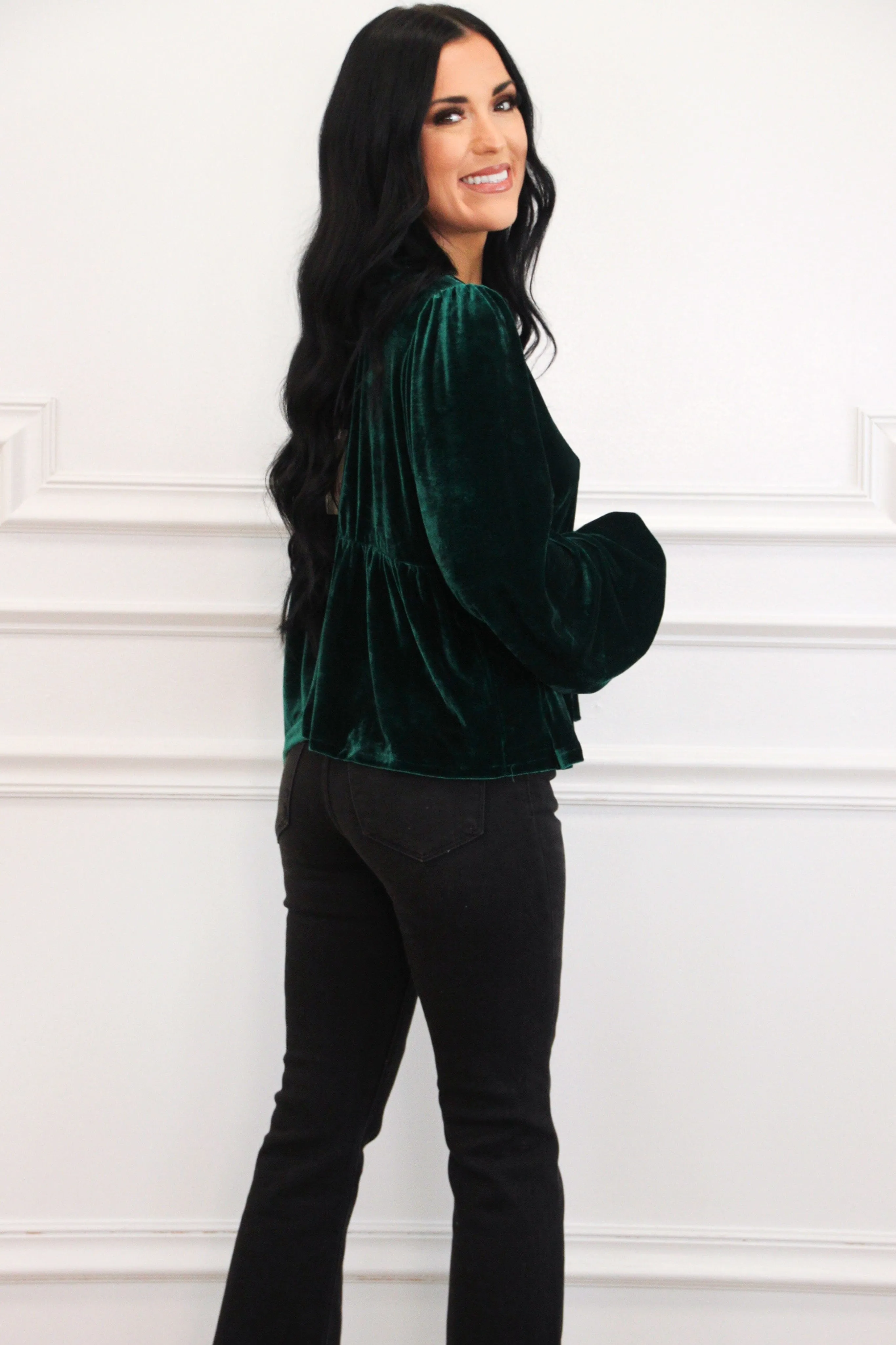Sweetest Kiss Velvet Bow Top: Hunter Green