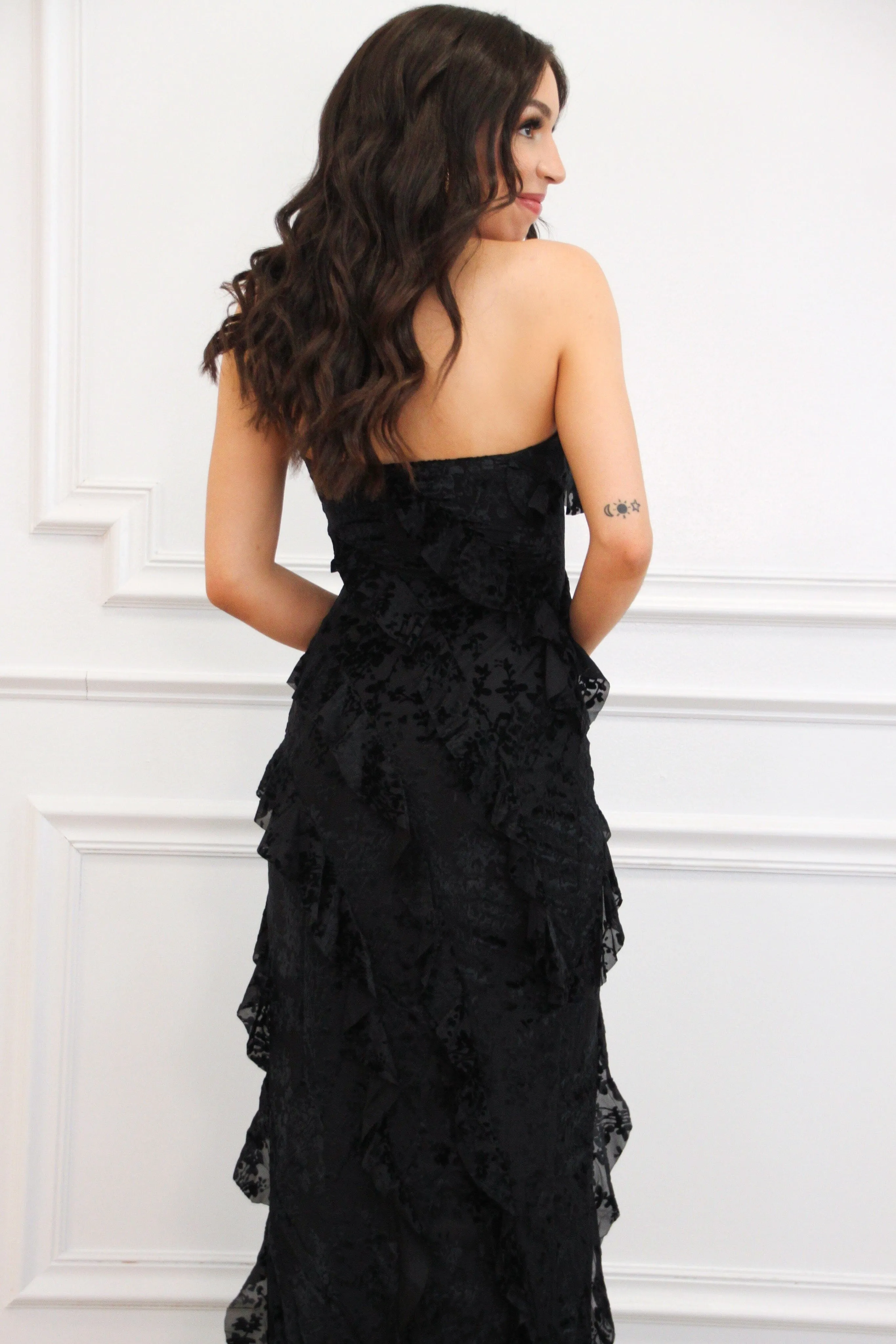 Wiley Strapless Ruffle Velvet Floral Maxi Dress: Black